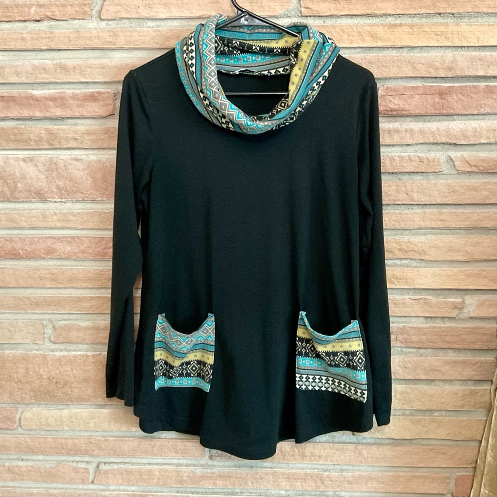 Moqivgi Cowl Neck Tunic Tribal Pattern - Picture 4 of 8